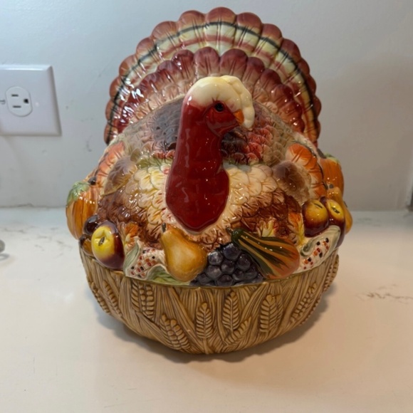 Better Homes collection interior exclusive ceramic turkey on nest cookie jar - Picture 1 of 7